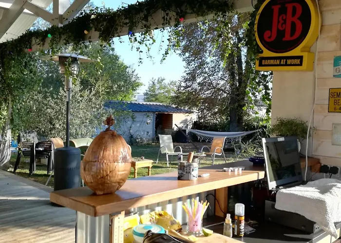 Maison D'alex Bon-Encontre